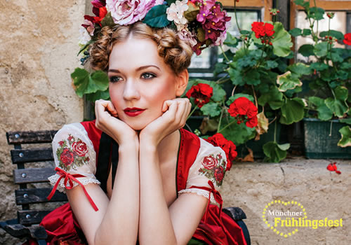 Dirndl und Trachten - Mode aus Bayern und Österreich (Bild Sportalm Kitzbühel)